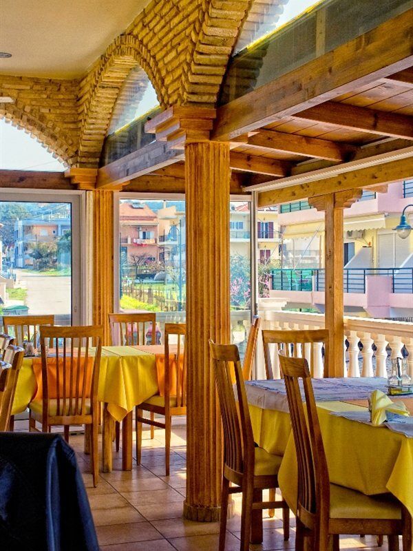 Esperanza Hotel Kanali  Buitenkant foto